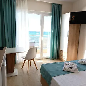 Navarino Luxe Ξενοδοχείο με διαμερίσματα Περαία